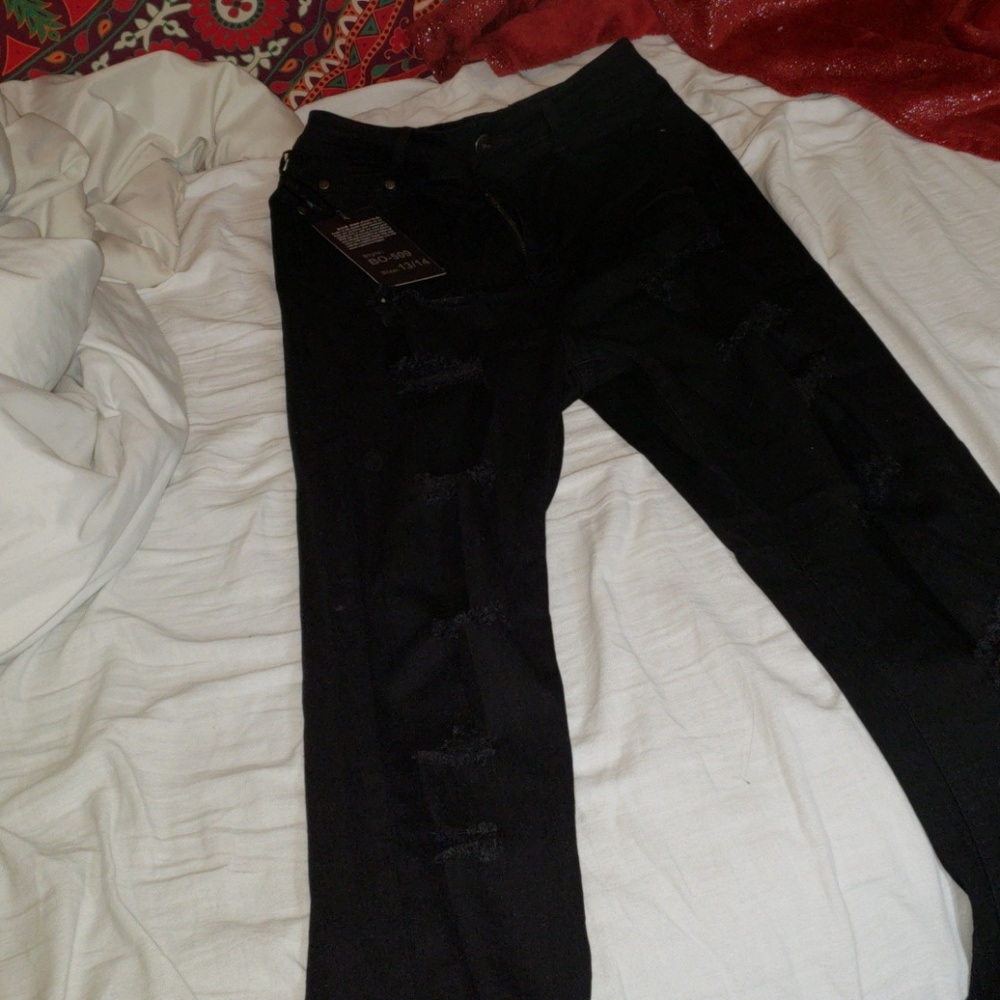 Black Ripped Fashion Nova Skinny Jeans